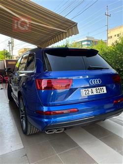 اودي Q7
